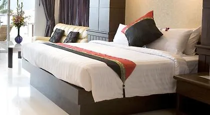 Hotel Rayaburi Beach Club Patong